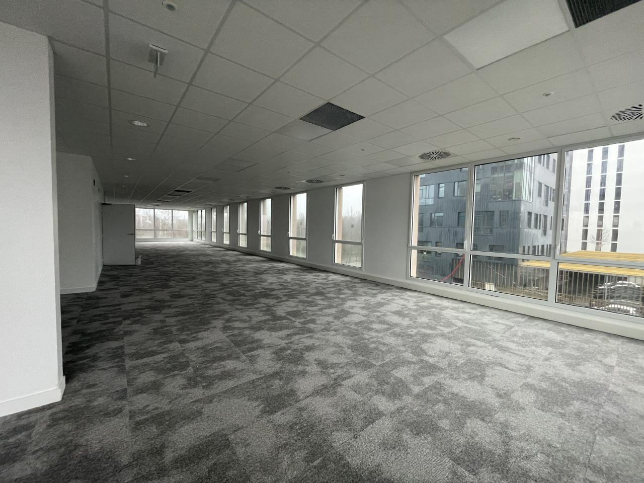 Bureau Saint-Jacques-de-la-Lande 922m² Location bureau Saint-Jacques-de-la-Lande Ille-et-Vilaine OLBUR2419436 2
